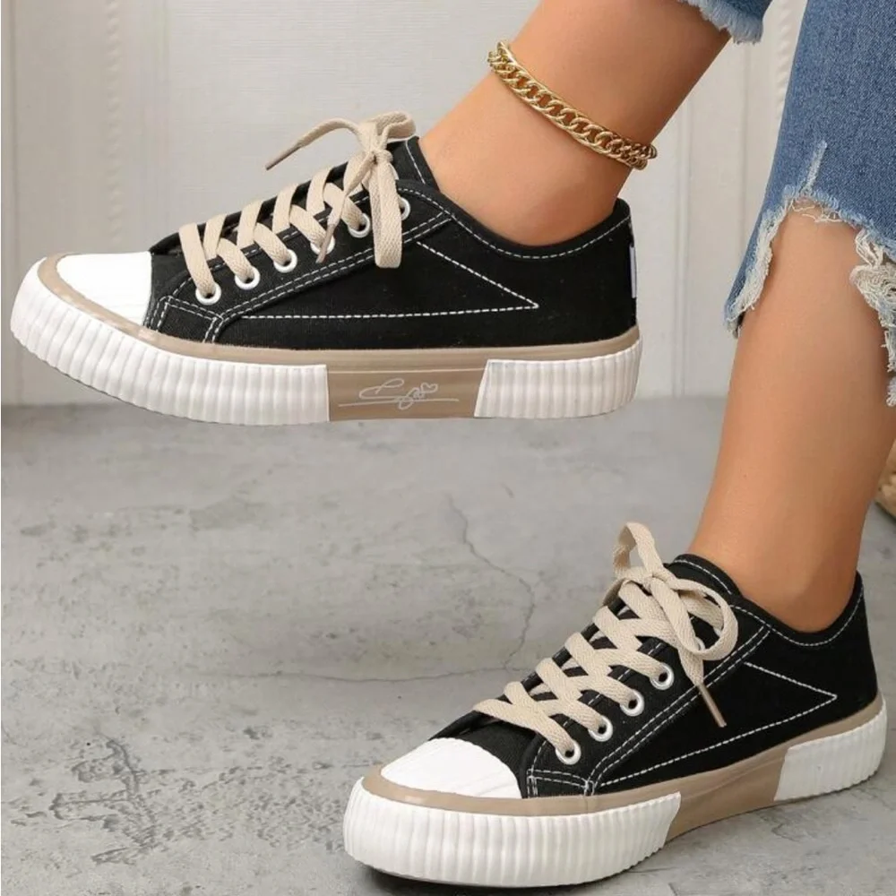 Low Top Wide Fit  Canvas Sneakers, Preppy Colorblock Black Flat Shoes - Picture 2 of 6